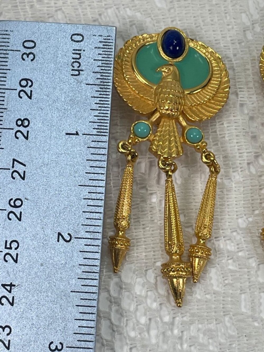 Elizabeth Taylor/Avon Egyptian Revival Gold Clip-On Earrings Blue & Turquoise - Picture 4 of 6
